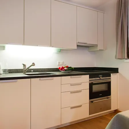 Topas Apartment *